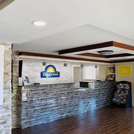 Days Inn By Wyndham Sharonville Εξωτερικό φωτογραφία