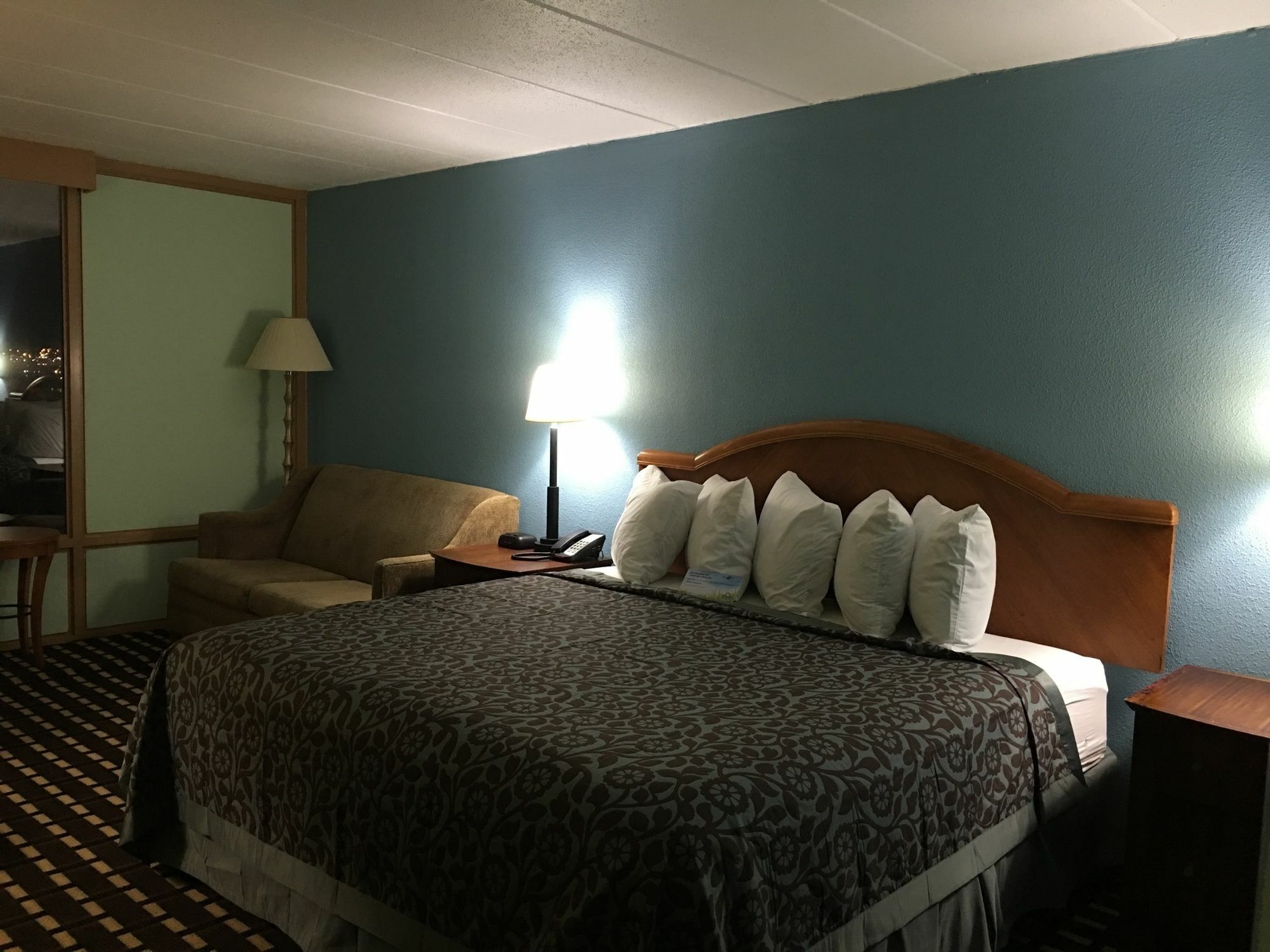 Days Inn By Wyndham Sharonville Εξωτερικό φωτογραφία