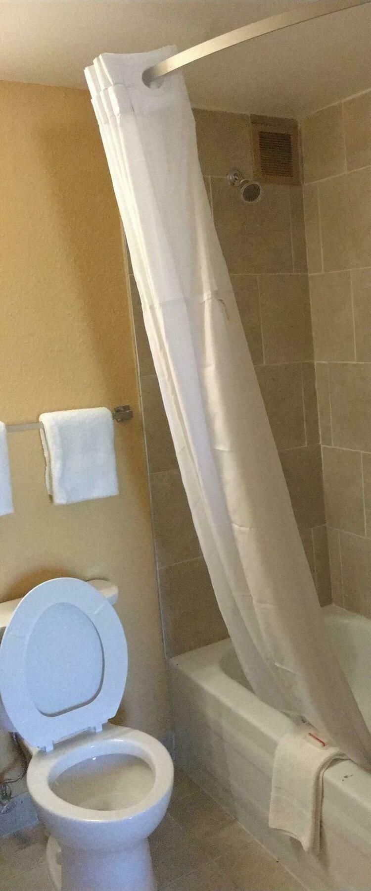 Days Inn By Wyndham Sharonville Εξωτερικό φωτογραφία